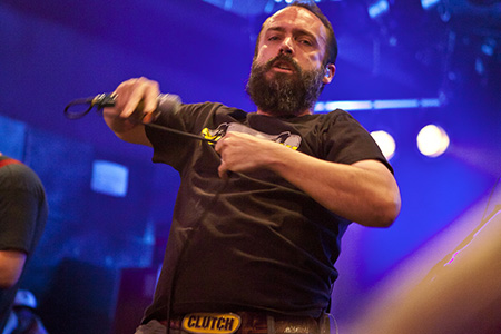 clutch-live2